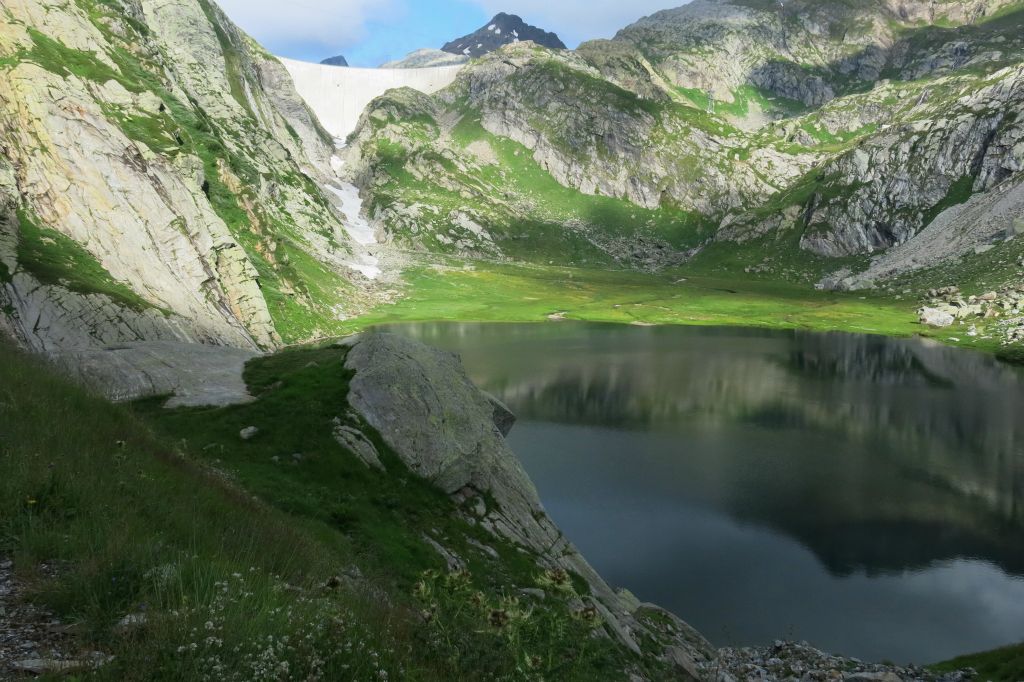Le lac Bianco et le barrage du lac Cavagnoli